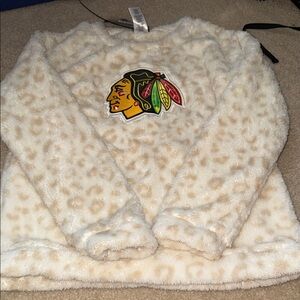 NHL CHICAGO BLACKHAWK Cozy Cream soft Fleece Jacket with Embroidered Logo L10/12
